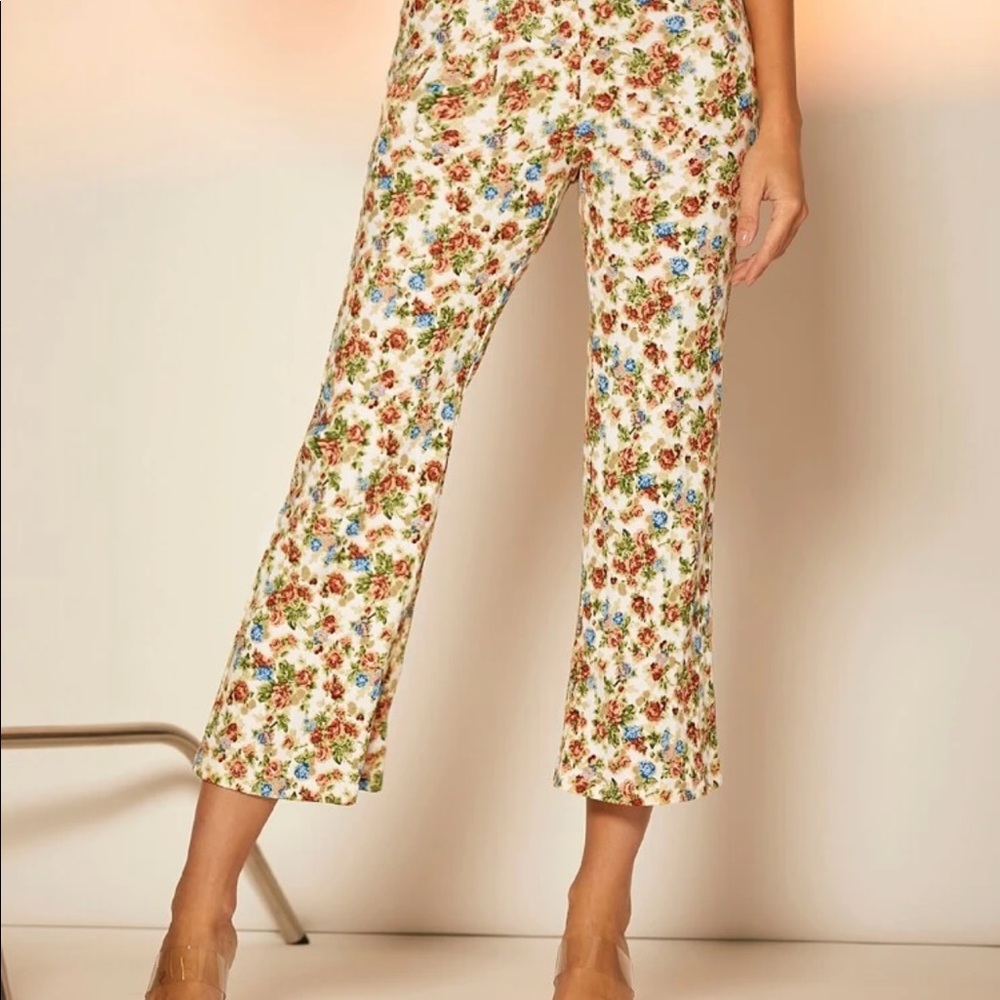 3/$25!!  NEW High Waist Pant, Flare Leg Pant, floral pant, office wear, casual